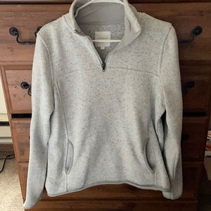 Quarter zip white sweatshirt